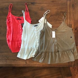 🌟 🌟 BUNDLE!! 🌟 🌟 Abercrombie & Fitch Tanks